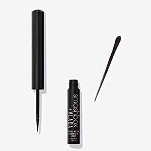 Smashbox Vlada petal metal liquid liner